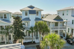 30A Emerald Waters by AvantStay Pool Bikes Bonfires